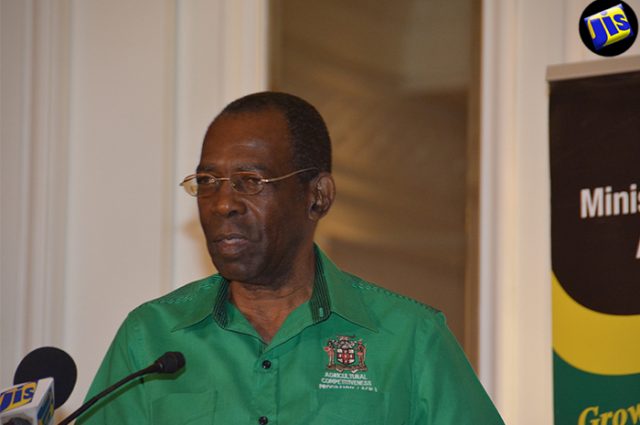 Minister Emphasises Agro-Economic-Zones-JC-Hutchinson-2-640x425