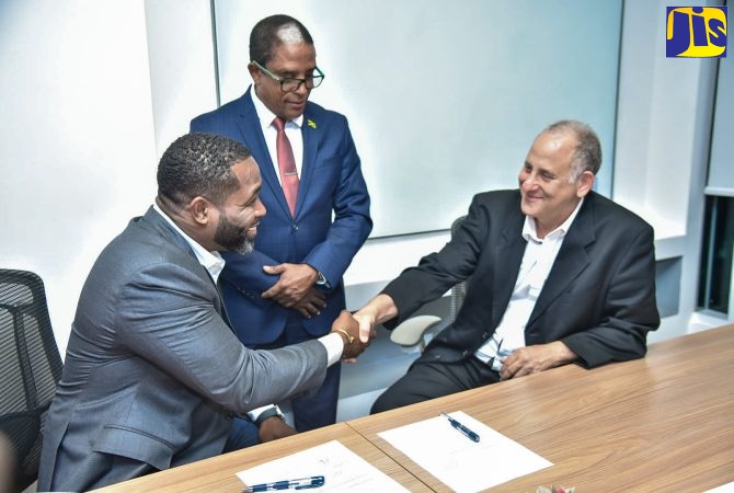 DUNN JMEA MOU signing DSC_1720-670x450