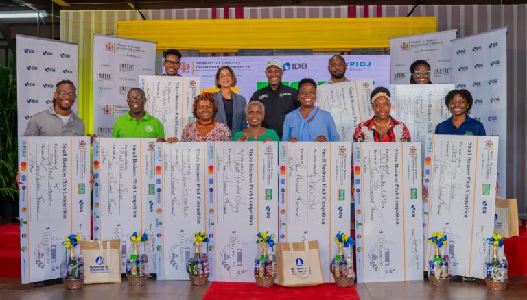 MBR Clarendon Cheques-min